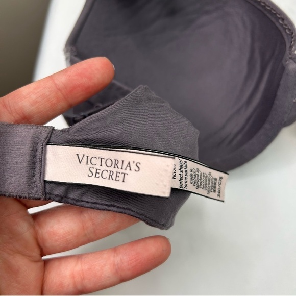 Victoria’s Secret purple body Victoria perfect shape size 34C‎ - Picture 7 of 12